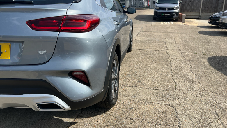 Kia Xceed 1.0T GDi ISG 2 5dr Petrol Hatchback